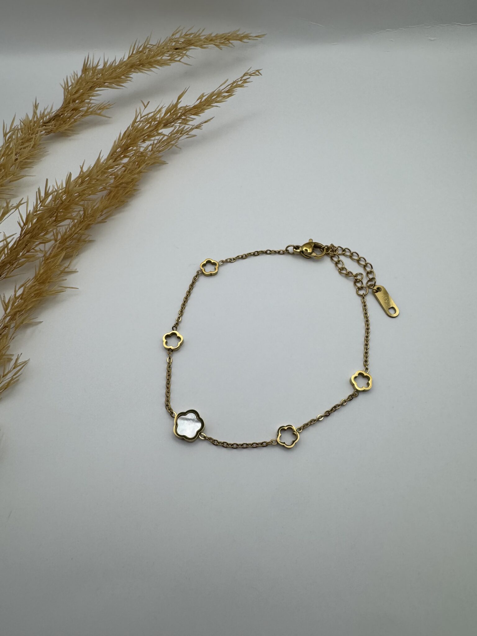 Bloom Chain Gold